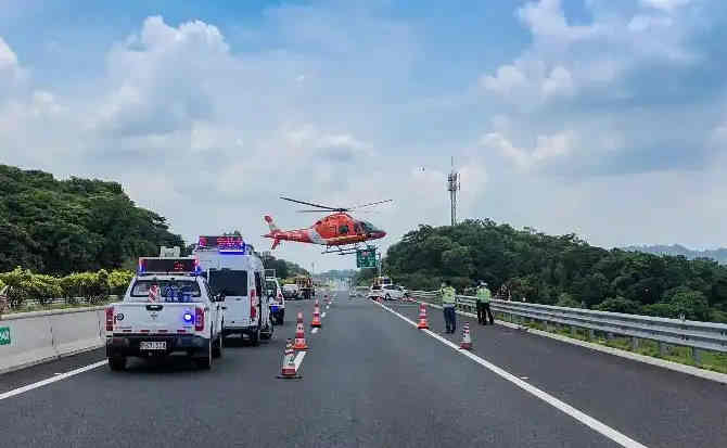 阳西高速公路汽车救援案例